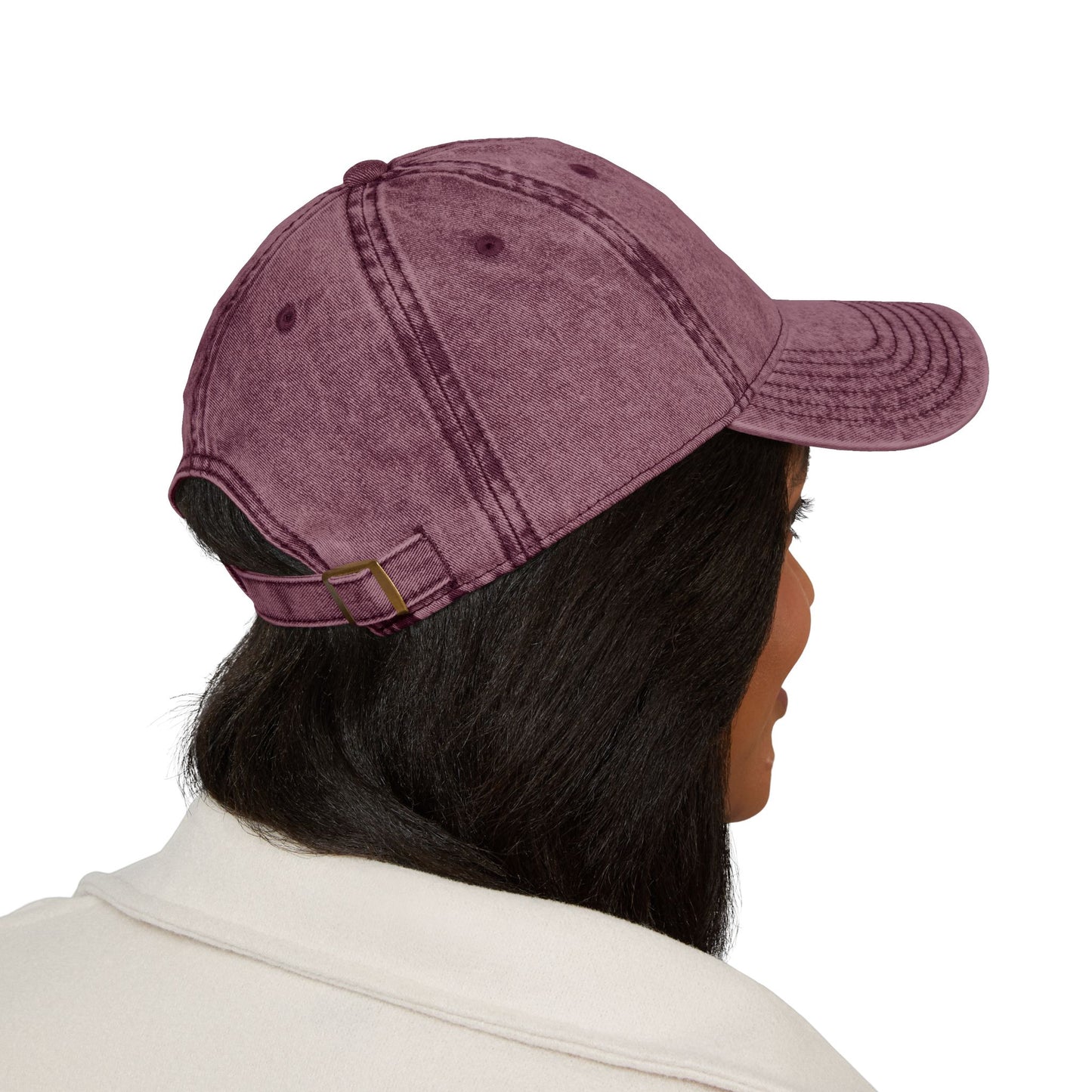 Vintage Embroidered Sports Cap – Distressed Retro Logo Dad Hat